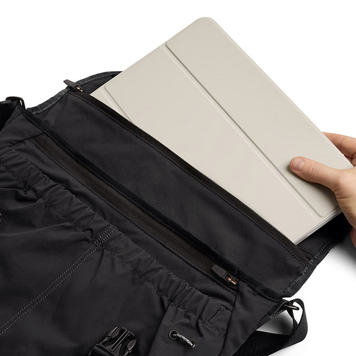 Bellroy Cinch Messenger Bag