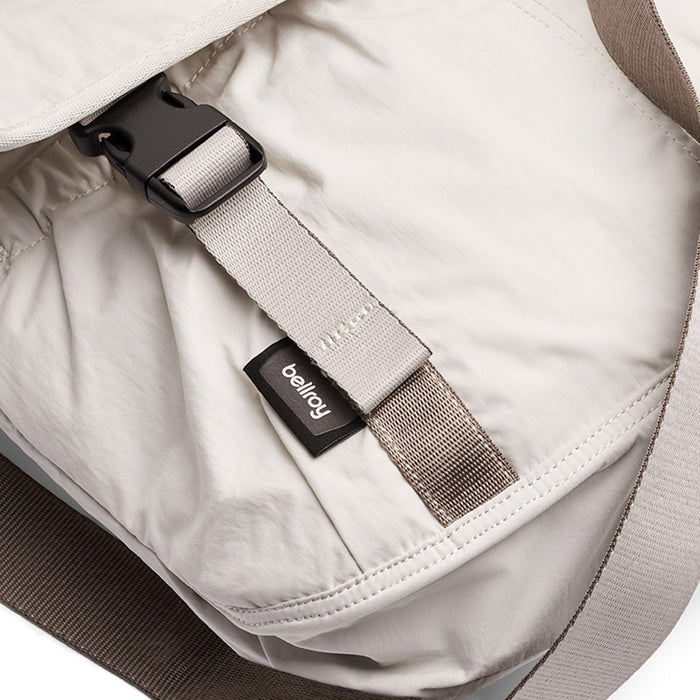 Bellroy Cinch Messenger Bag