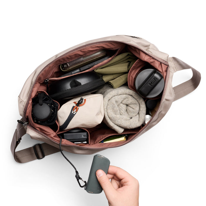 Bellroy Laneway Crescent Bag -laukku