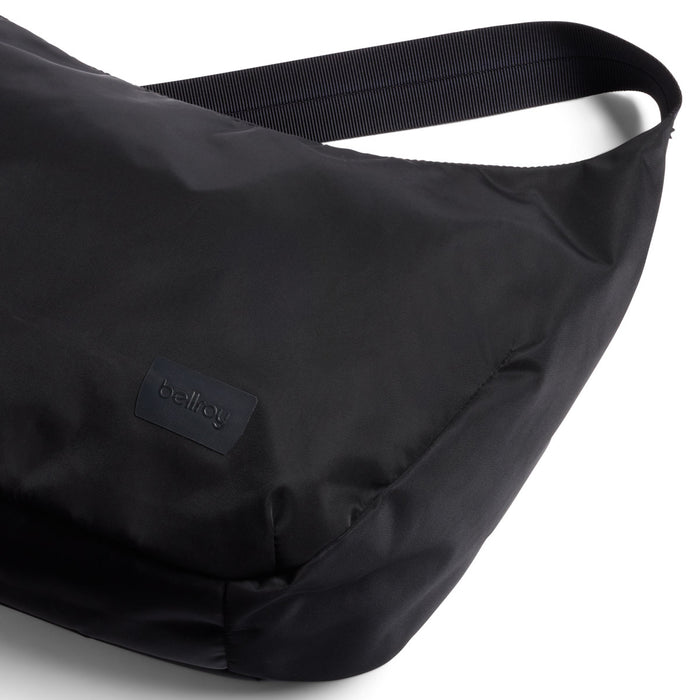 Bellroy Laneway Crescent Bag -laukku