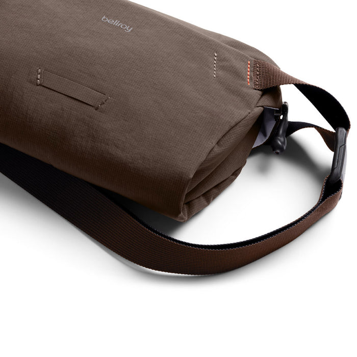 Bellroy Lite Sling Mini -laukku