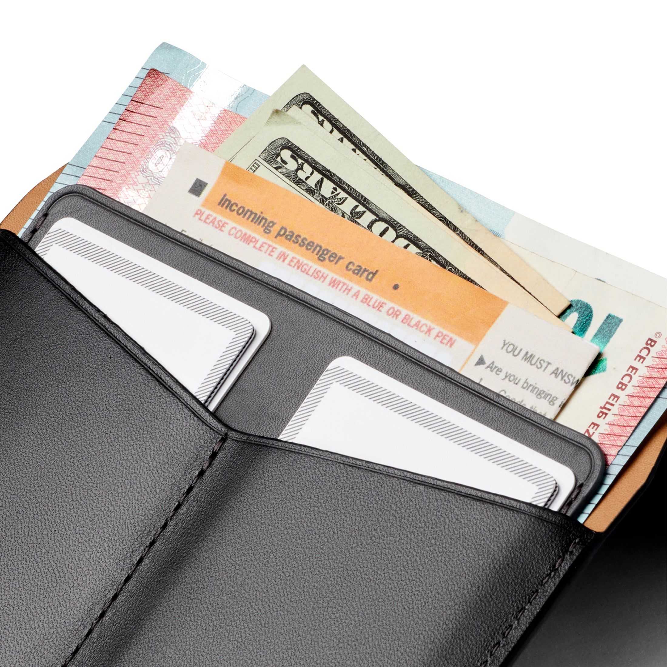 Bellroy Passport Cover (dunne reisportemonnee/etui met pasjessleuven en ruimte voor zowel contant geld als reisdocumenten) - Everglade Bellroy Passport Cover (dunne reisportemonnee/etui met pasjessleuven en ruimte voor zowel contant geld als reisdocumenten) - Everglade