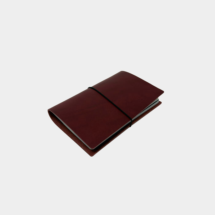 Kinos Nomad (A6) -muistikirjan kannet