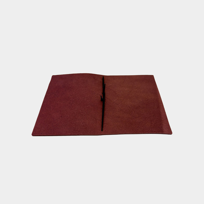 Kinos Nomad (A6) -muistikirjan kannet