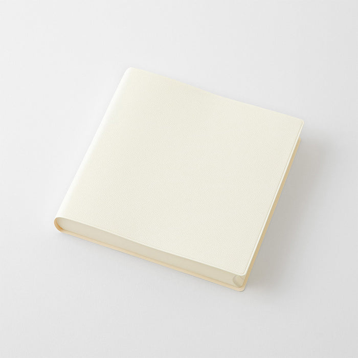 Midori MD Notebook Diary 1Day 1Page 2027 - A5 Square