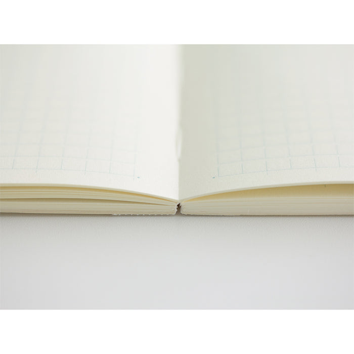 Midori MD Notebook Diary 2026 - A5 Thin -kalenteri