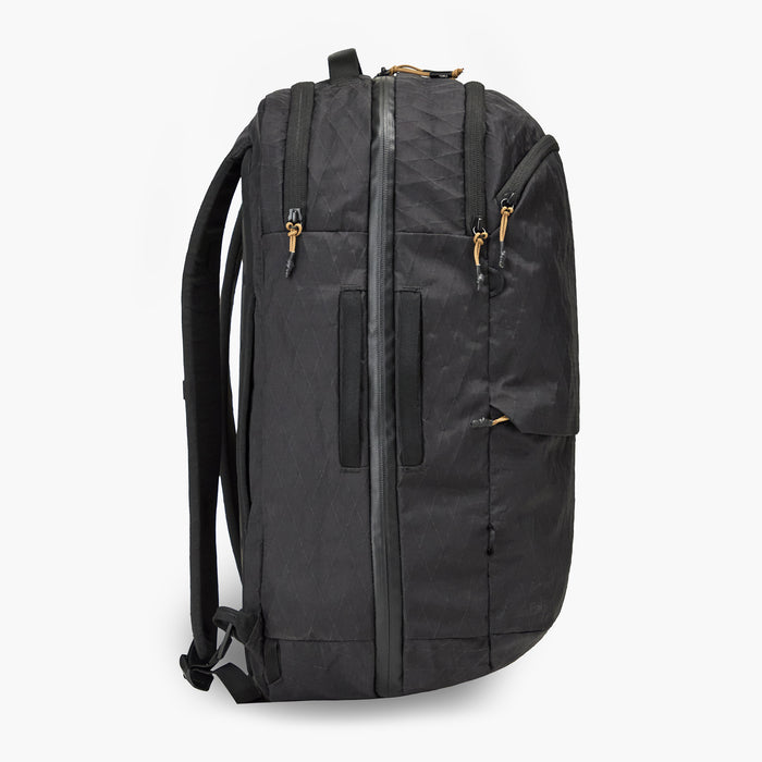 Pakt Aero Travel Backpack -laukku