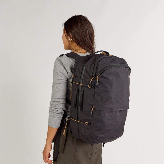 Pakt Aero Travel Backpack -laukku