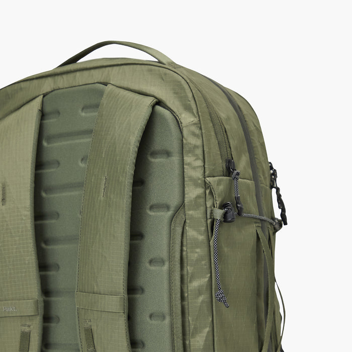 Pakt Aero Travel Backpack -laukku