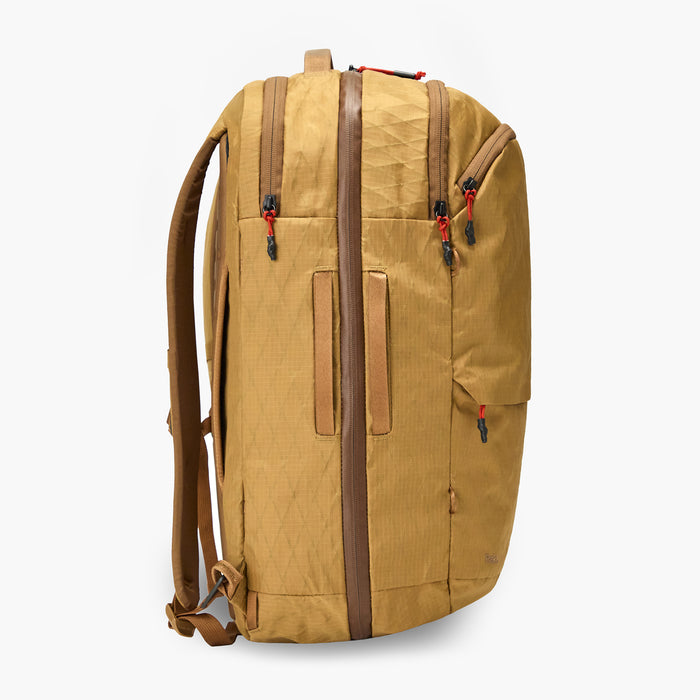 Pakt Aero Travel Backpack -laukku